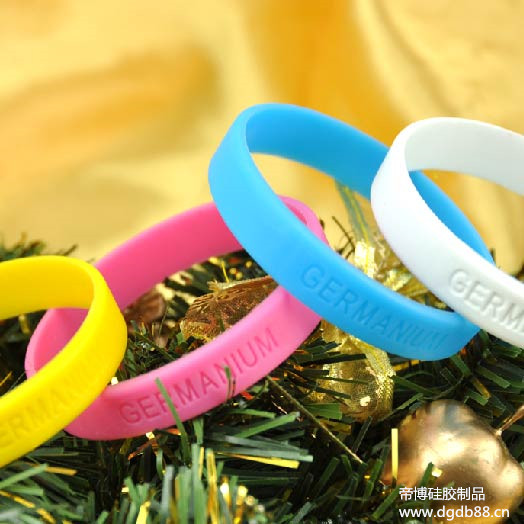 矽膠手環2.jpg 矽膠手環2.jpg