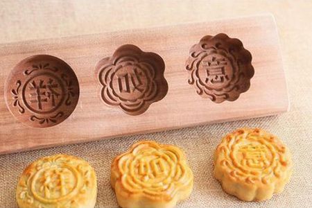 同月餅一樣模印直接把logo刻在模具內（nèi）