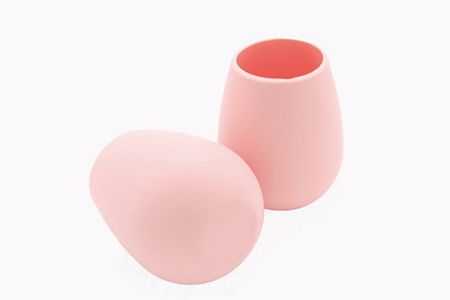 矽膠材質的創(chuàng)意(yì)水杯 矽膠材質的創意水杯